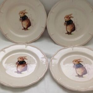 Magenta brand dessert/snack plates